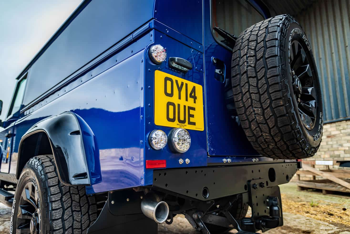 Land Rover Defender
