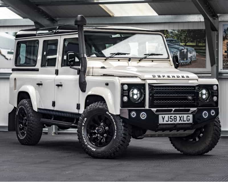 Land Rover Defender