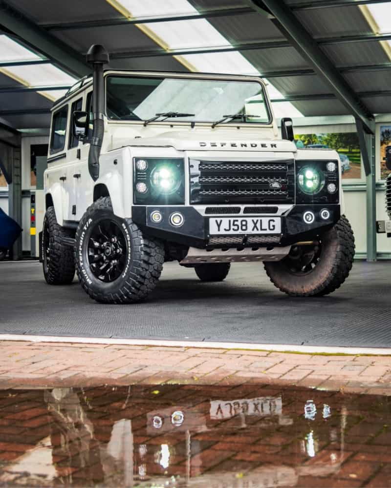 Land Rover Defender