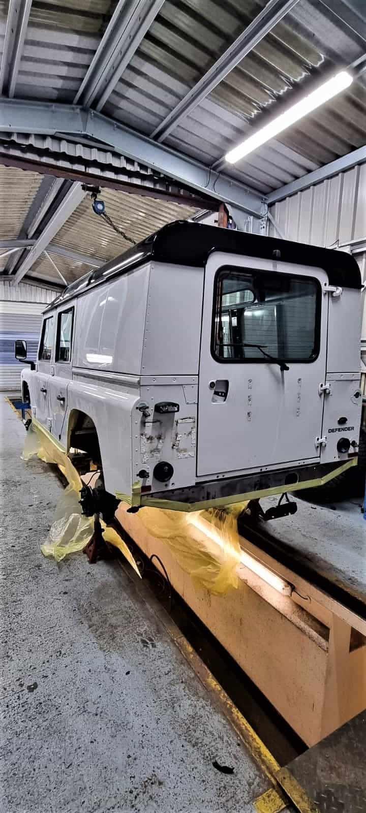 Land Rover Defender