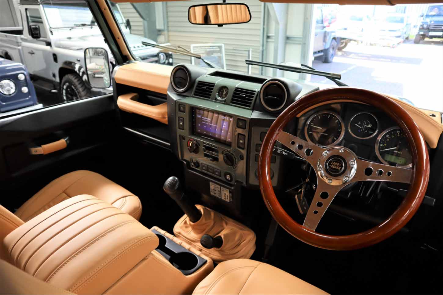 Land Rover Defender