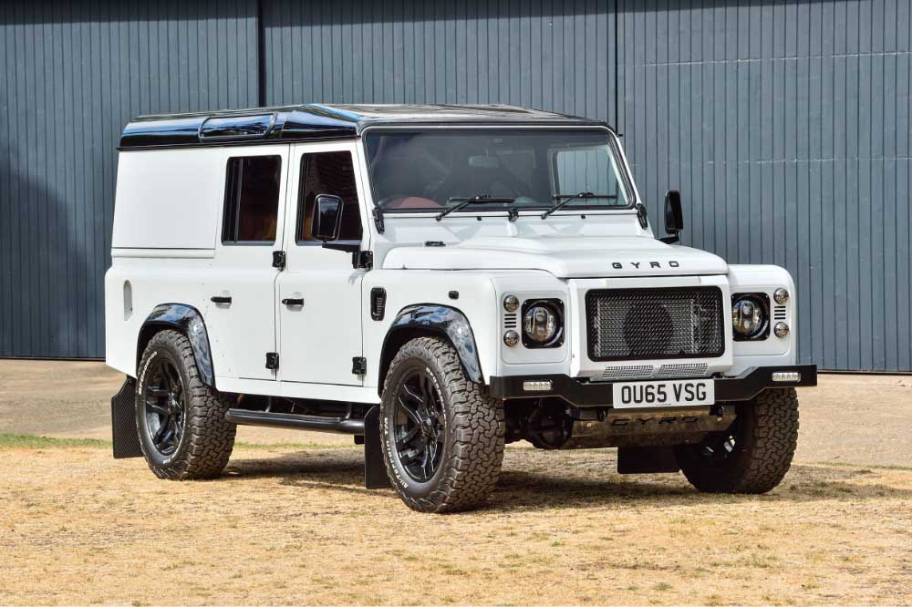 Land Rover Defender