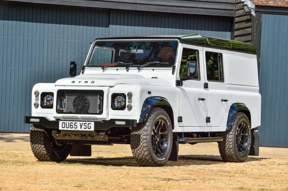 Land Rover Defender