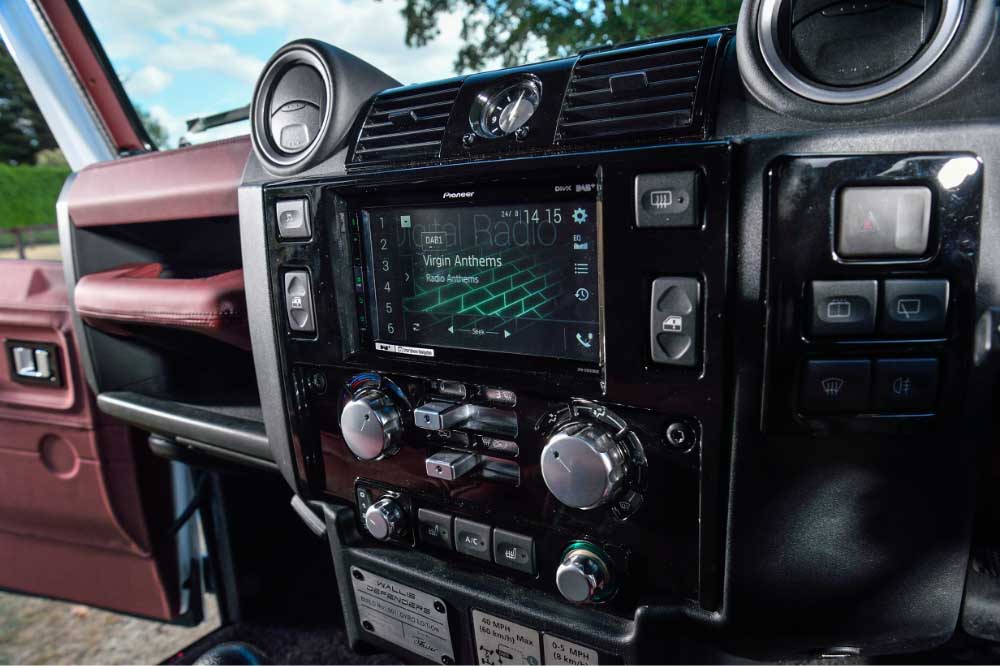 Land Rover Defender