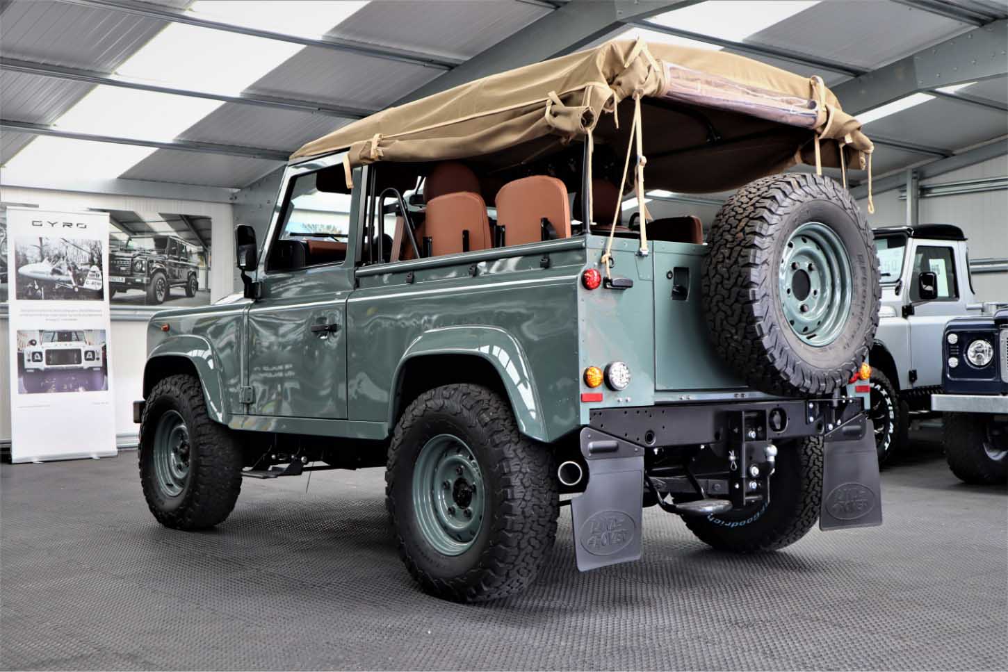 Land Rover Defender