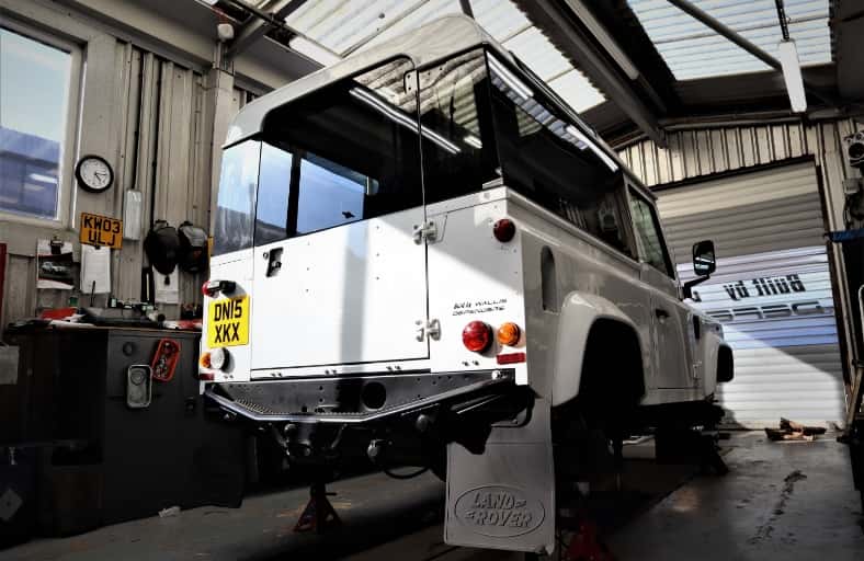 Land Rover Defender