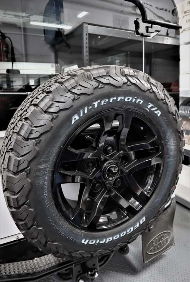 Land Rover Defender