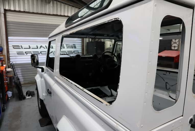 Land Rover Defender