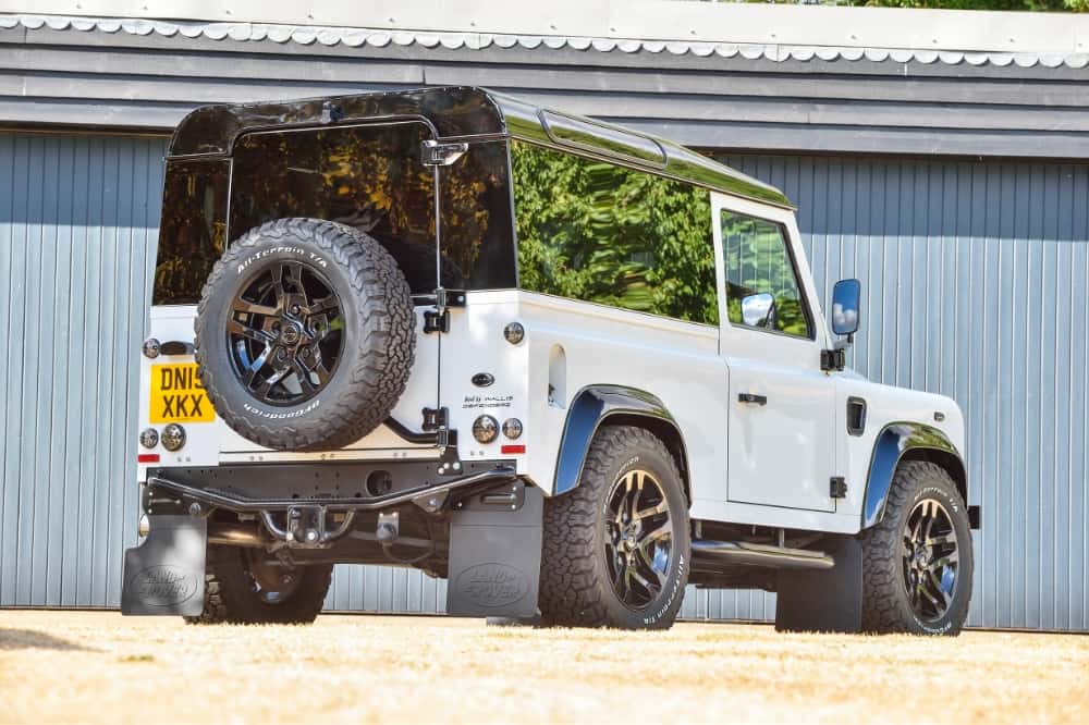 Land Rover Defender