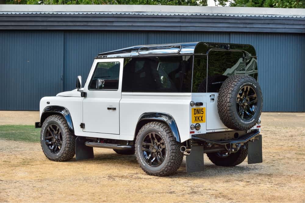 Land Rover Defender