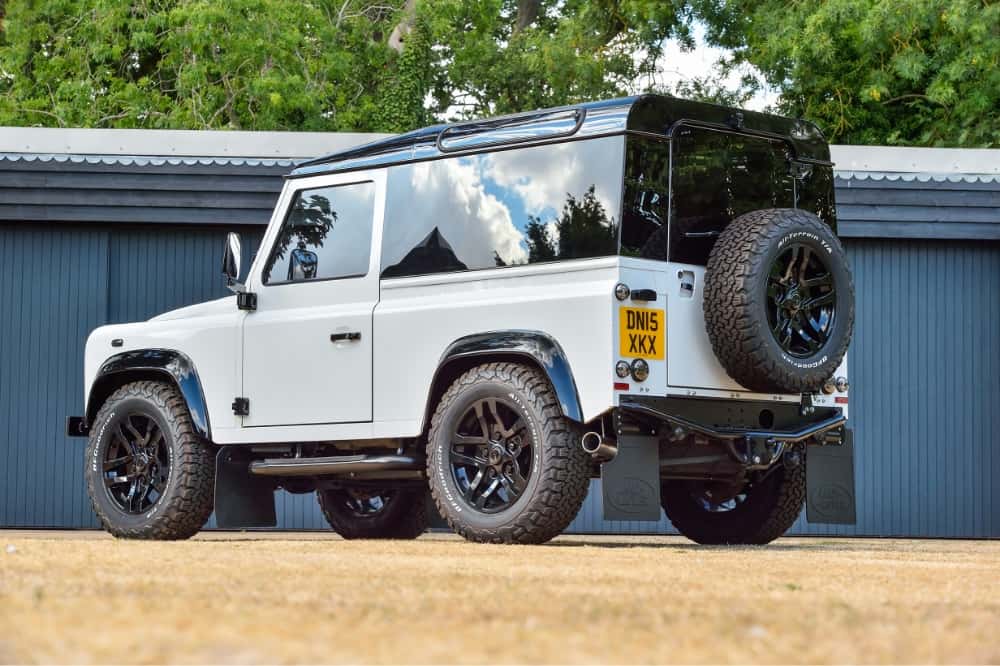 Land Rover Defender