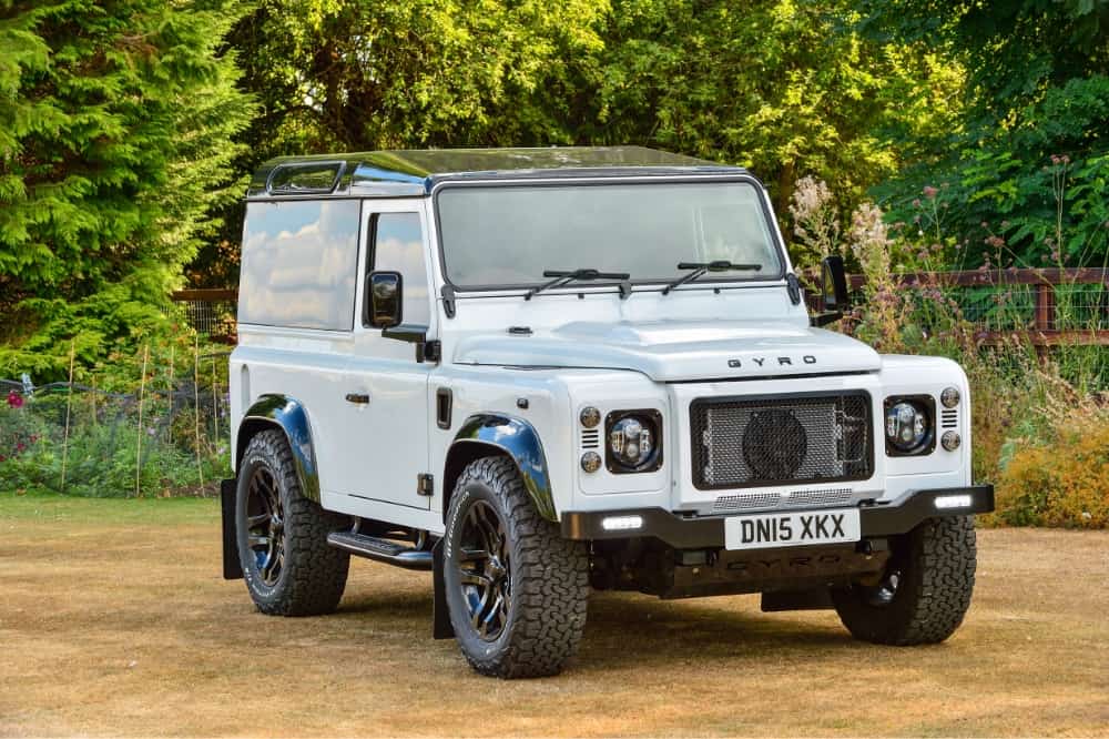 Land Rover Defender