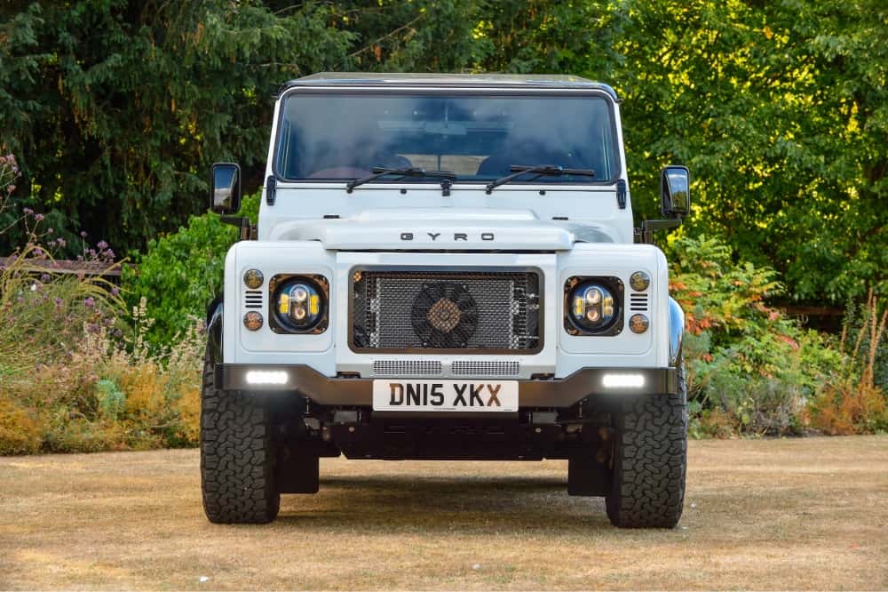Land Rover Defender